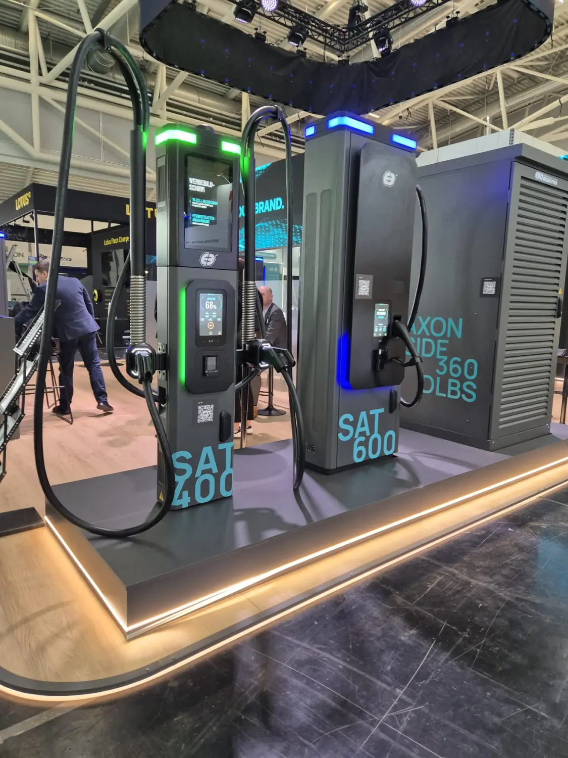 Gresgying 480-kW-Gleichstrom-Schnellladestation, auch 480-kW-Ladehub genannt. Von Solar Life Africa